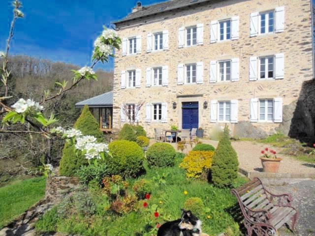 Saint-Just-sur-ViaurLe Couvent住宿加早餐旅馆 外观 照片